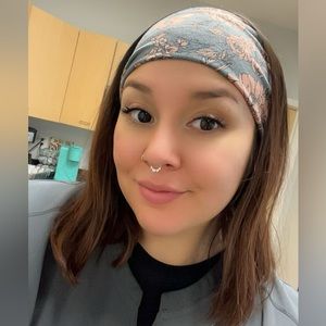 Meet your Posher, Gladys